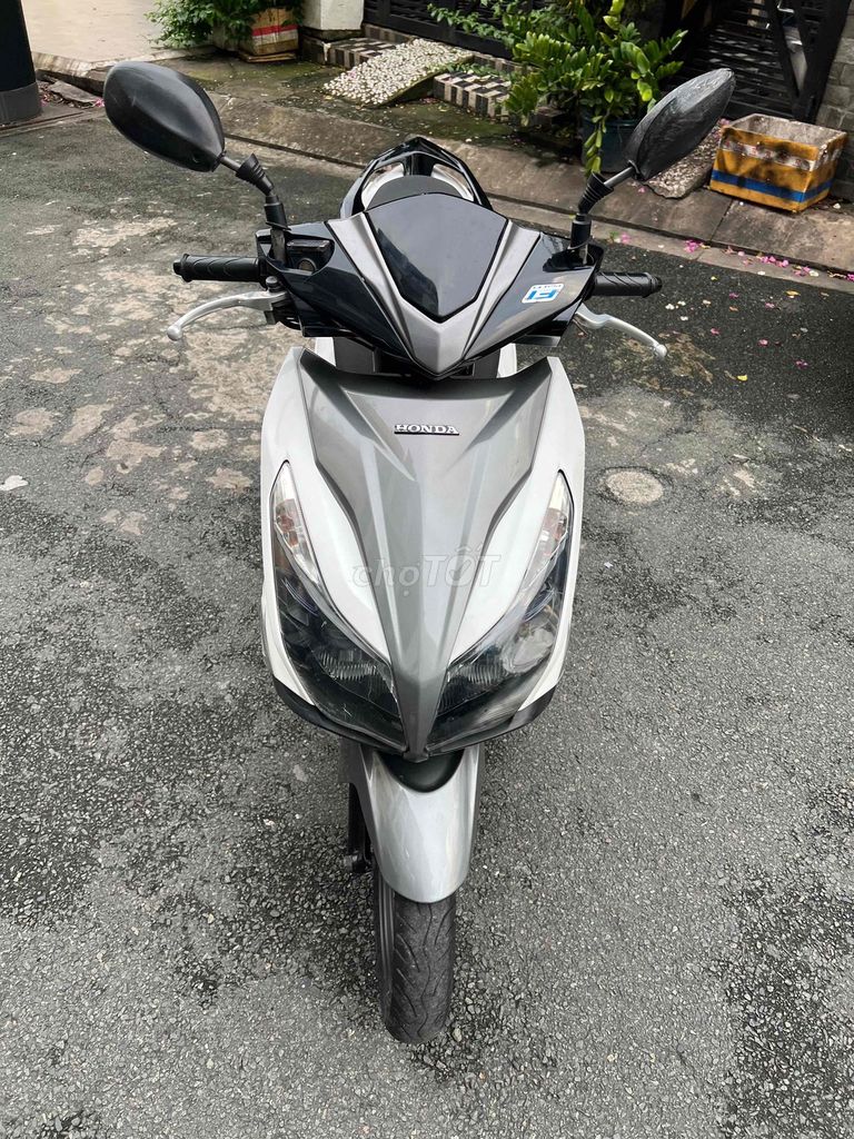 💥 Honda Air Blade 125 💥CÓ BẢO HÀNH💥💥. Mua bán Xe máy tại Quận Tân Phú Tp Hồ Chí Minh được đăng bởi XE MÁY QUANG LẬP hình 4