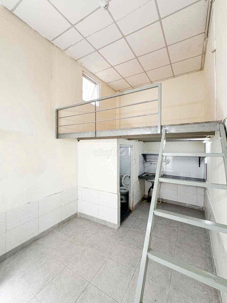 PHÒNG CHÍNH CHỦ - SAN ML NGAY GẦN ĐẠI HOC TÔN ĐỨC THẮNG