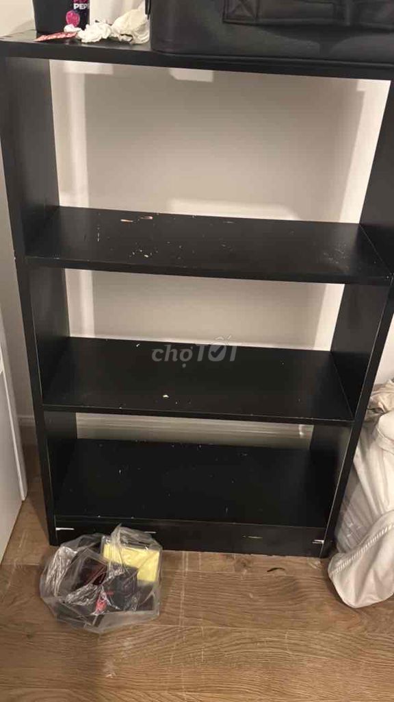 Pass gấp Kệ sách gỗ 3 tầng Đen. Mua bán Tủ, kệ gia đình tại Quận Bình Thạnh Tp Hồ Chí Minh được đăng bởi Anh Hà hình 1