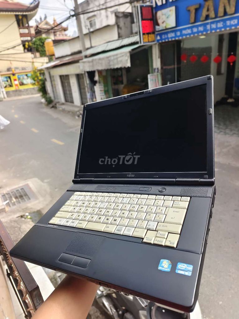 Fujitsu A572 i3 8GB/320GB Đen. Mua bán Laptop tại Thành phố Thủ Đức Tp Hồ Chí Minh được đăng bởi Công ty TNHH Dịch Vụ Ngọc Gia Bảo Computer hình 1