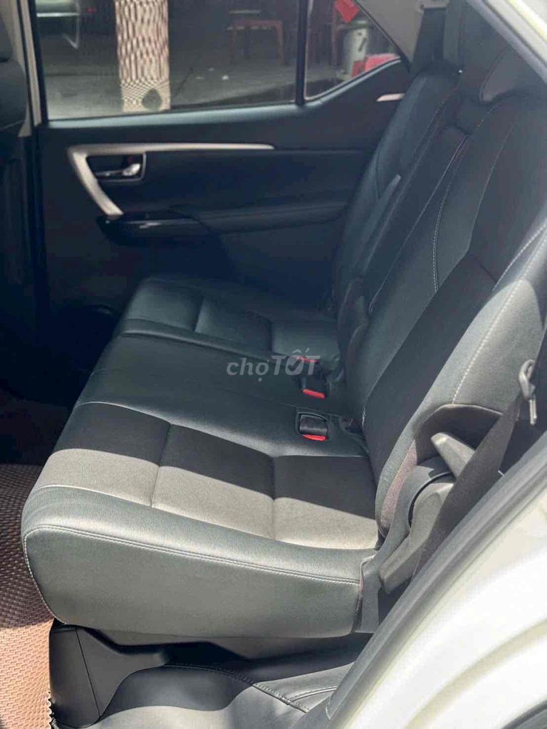 Toyota Fortuner 2.4 AT 4x2 sản xuất 2024. Mua bán Ô tô tại Quận Hà Đông Hà Nội được đăng bởi A Huan  hình 9