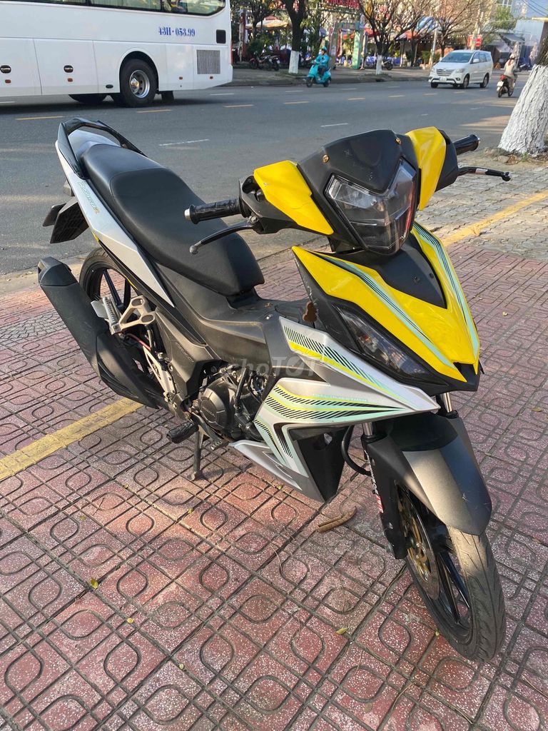 Honda Winne 2019 nguyên rin.. Mua bán Xe máy tại Quận Sơn Trà Đà Nẵng được đăng bởi A son. hình 1