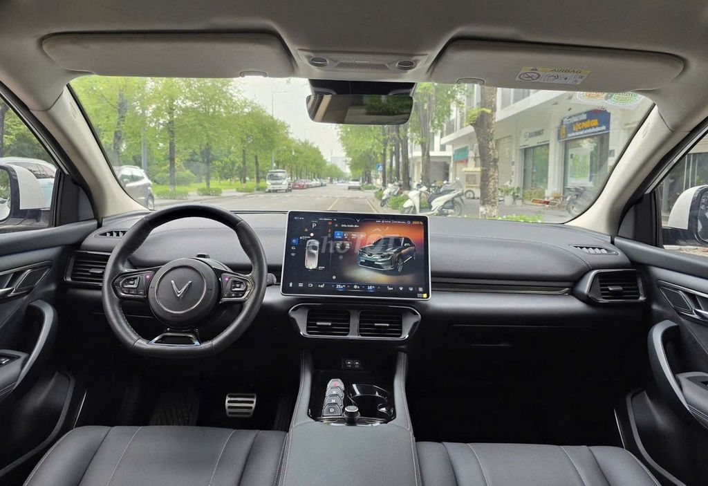 Vinfast VF8 Eco 2022 Trắng Nội Thất Đen. Mua bán Ô tô tại Quận Lê Chân Hải Phòng được đăng bởi Vinfast Ocean Park Gia Lâm Hà Nội hình 6