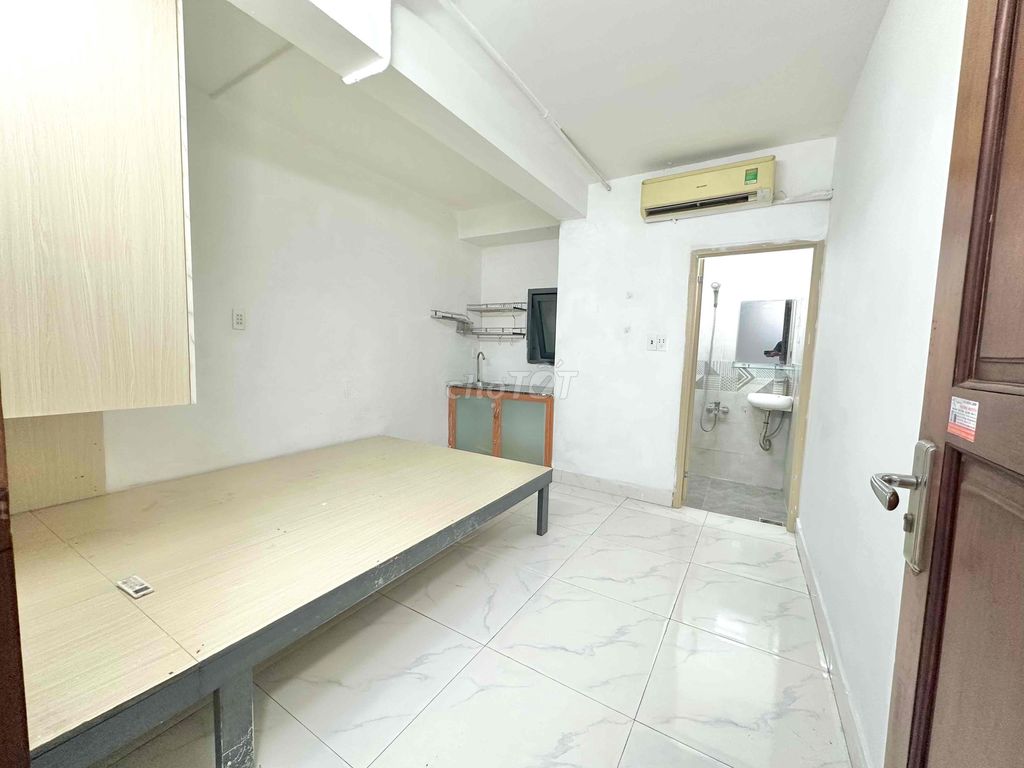 Studio y hình 2,9tr đường Nguyễn Thị Tú Bình Tân