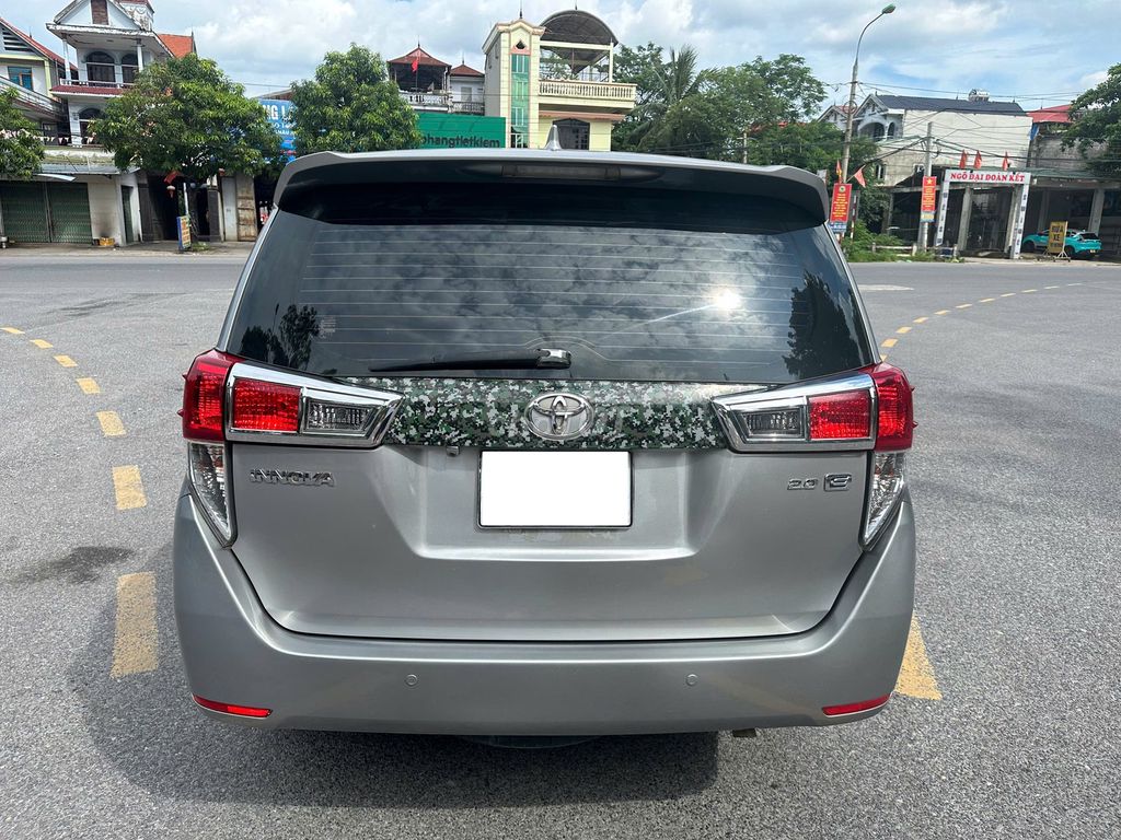 Toyota INNOVA 2.0E cuối 2017 số tay. Xe đẹp. Mua bán Ô tô tại Huyện Sóc Sơn Hà Nội được đăng bởi Salon Auto Đào Hằng hình 11