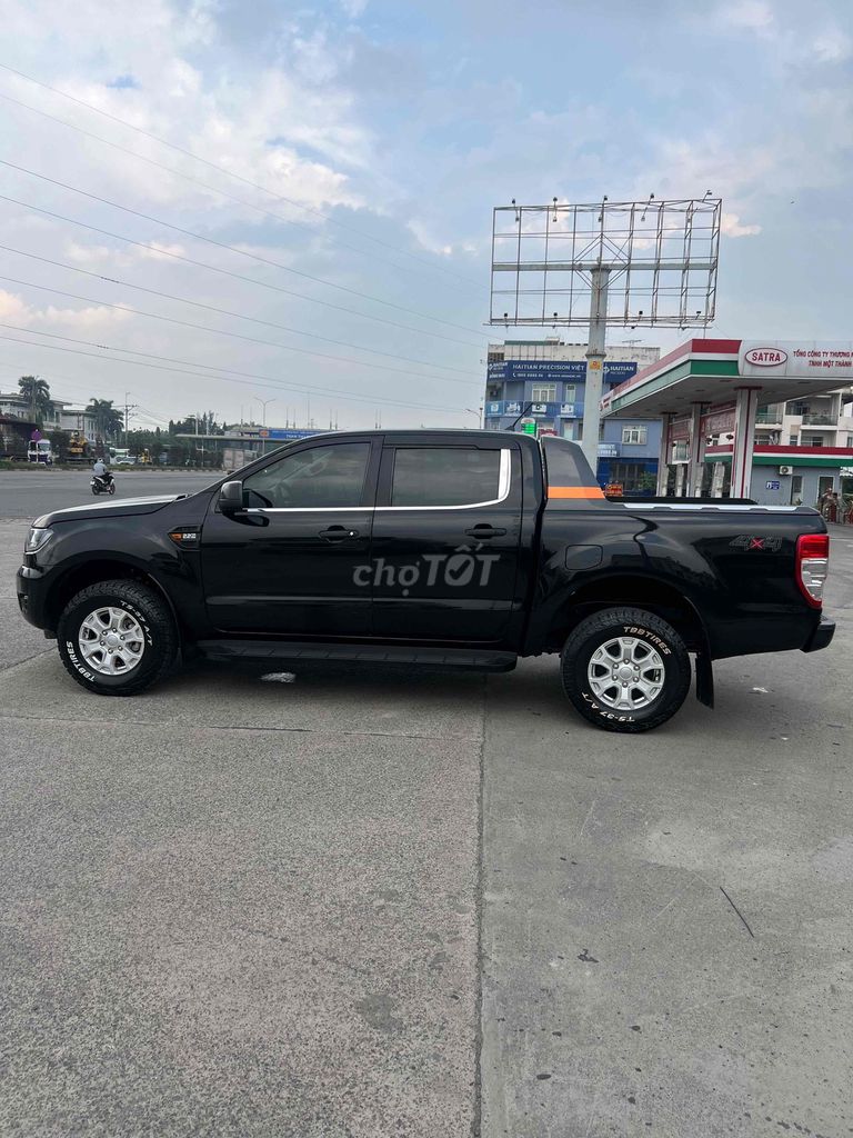 Ford Ranger 2020 XLS 2.2L 4x2 AT - 82000 km. Mua bán Ô tô tại Thành phố Biên Hòa Đồng Nai được đăng bởi mr ninh hình 4
