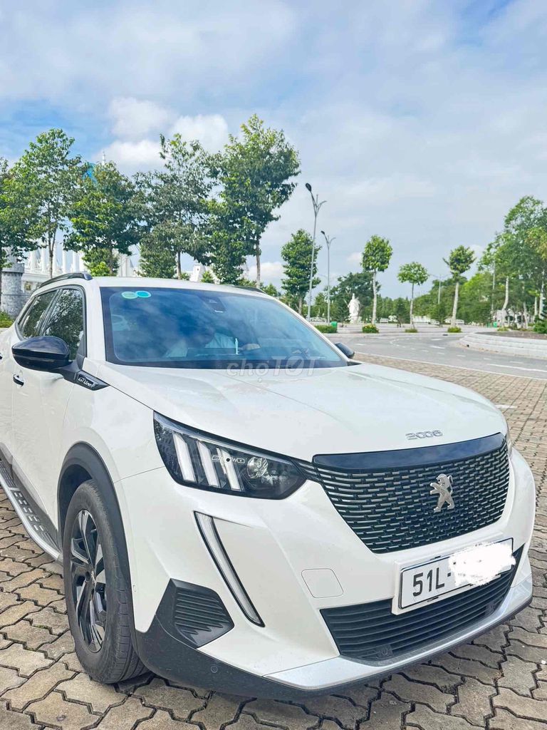 Peugeot 2008 2025 GT Line 1.2 AT - 5500 km. Mua bán Ô tô tại Quận 7 Tp Hồ Chí Minh được đăng bởi nhi nguyen hình 2