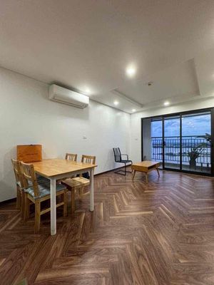 chung cư 2 ngủ tầng cao đẹp ở luôn