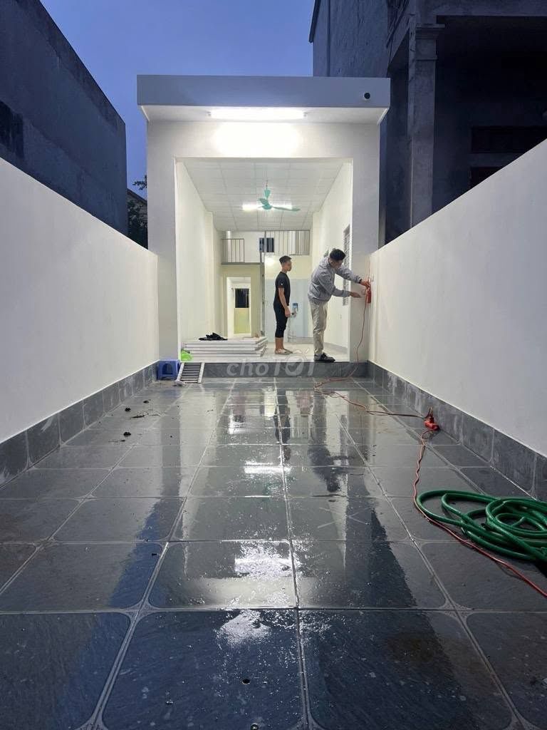 Nhà cấp 4 mới xây 65m2 Nam Hồng, ô tô đỗ sân, gần Võ Văn Kiệt - 2.9 tỷ