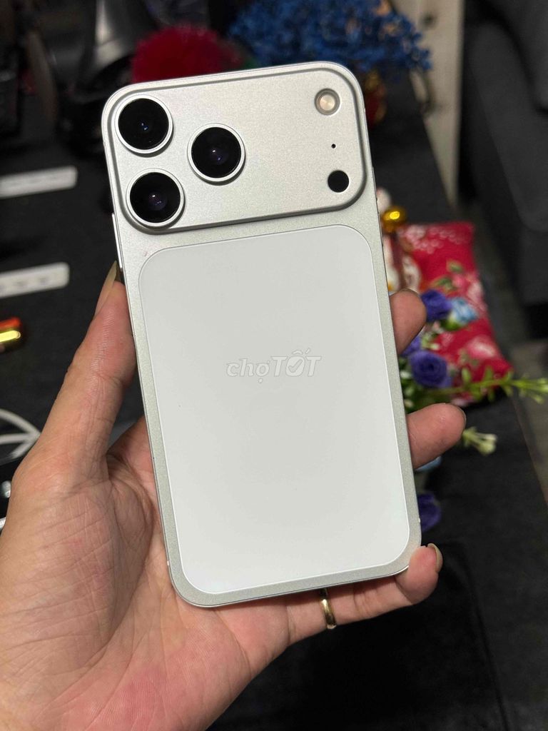 iPhone XR 128GB Lv 17PRO đẹp 99%. Mua bán Điện thoại tại Thị xã Bến Cát Bình Dương được đăng bởi Devil Nguyễn hình 1