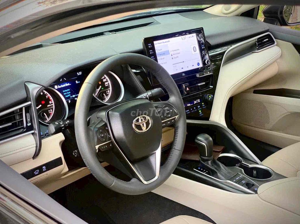 🚘 Toyota Camry 2.0Q 2022 Черная 20 000 км