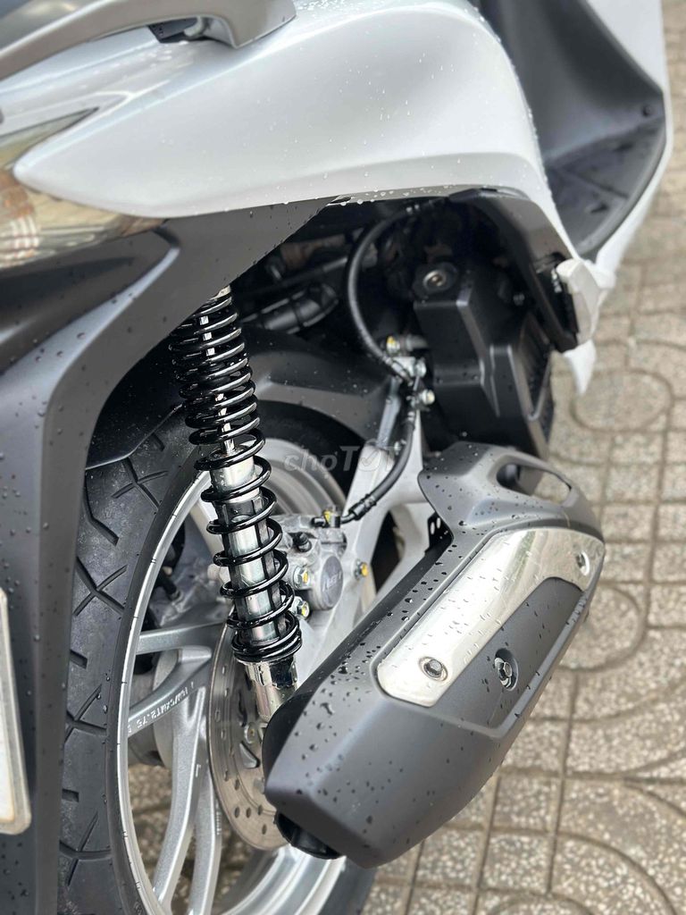 sh150 chào bán. Mua bán Xe máy tại Thành phố Đồng Xoài Bình Phước được đăng bởi Trinh Dung  hình 4