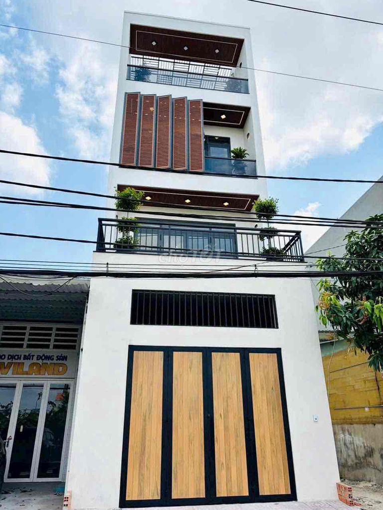 Bán Nhà Mặt Tiền 5x22m.đúc 4 tầng MT Quới An.Q12