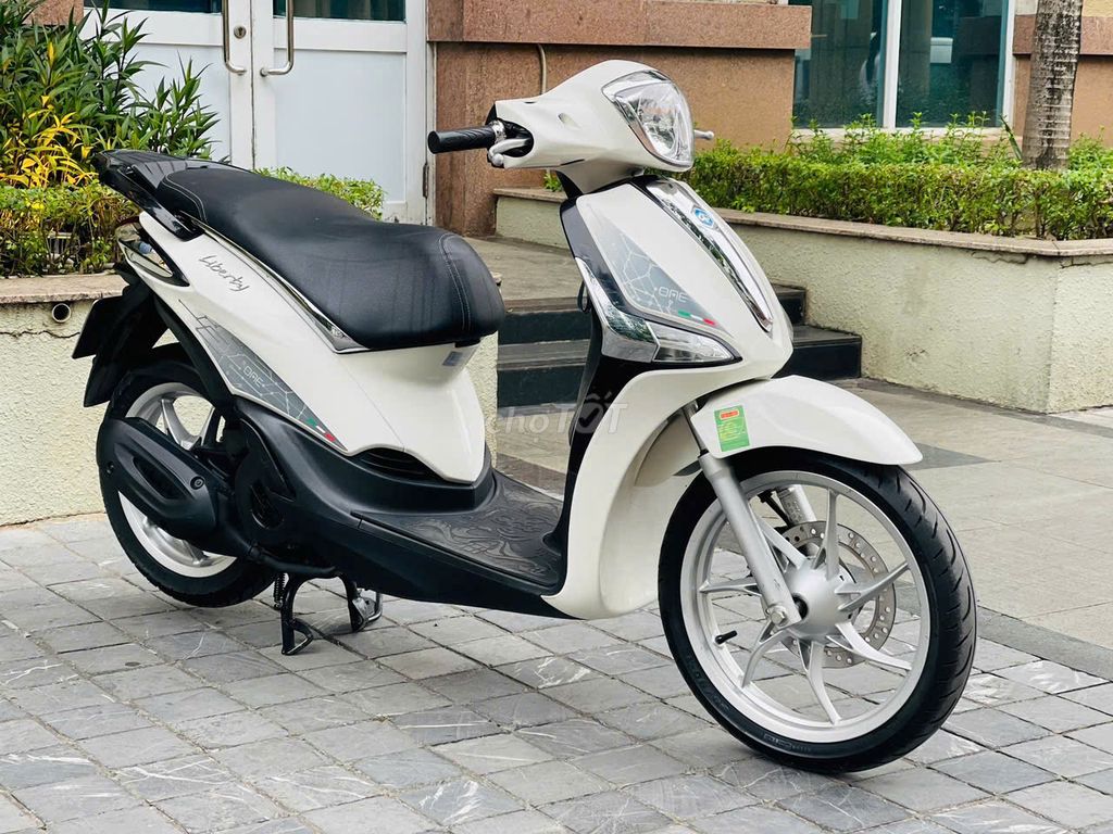 PIAGGIO LIBERTY ABS TRẮNG CHÍNH CHỦ BIỂN 29. Mua bán Xe máy tại Quận Nam Từ Liêm Hà Nội được đăng bởi MAI HÒA hình 4