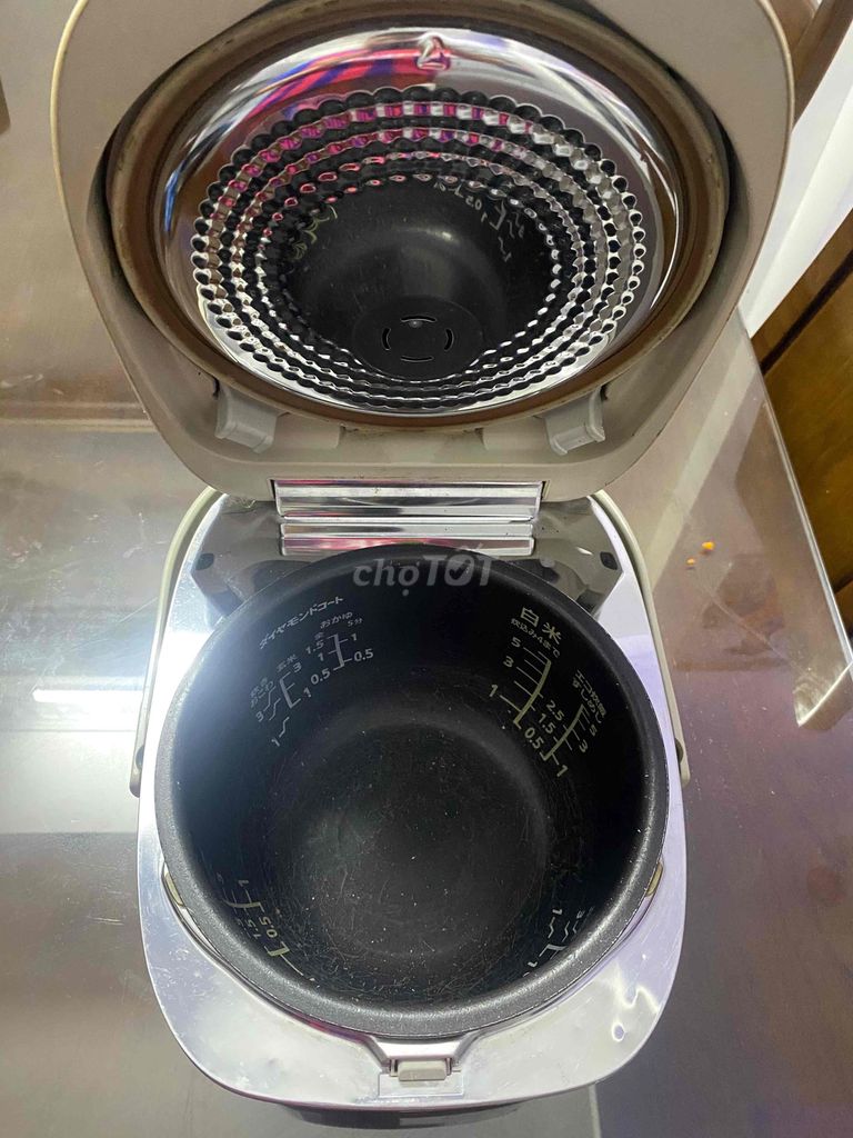 nồi cơm nhật. Mua bán Bếp, lò, đồ điện nhà bếp tại Quận Hải An Hải Phòng được đăng bởi Tùng Ngọc hình 1