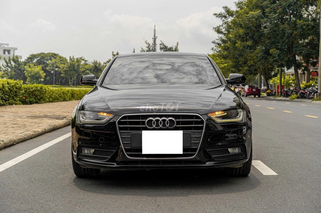 Bán lại siêu phẩm Sedan Audi A4 FL model 2015. Mua bán Ô tô tại Quận 7 Tp Hồ Chí Minh được đăng bởi tuấn anh hình 2