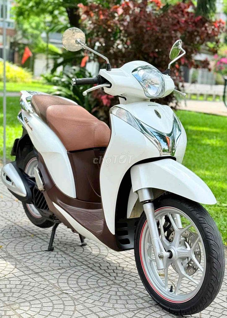 Honda SH Mode 2019 белый