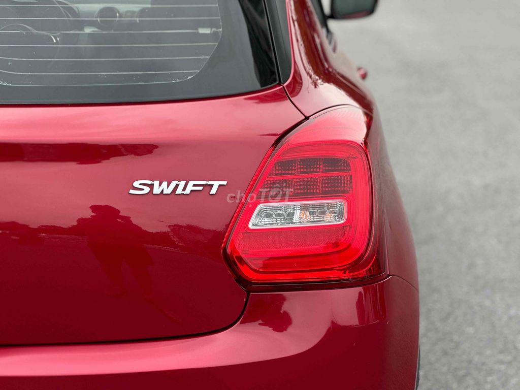 Suzuki Swift 2020 GLX 1.2 CVT. Mua bán Ô tô tại Quận Cầu Giấy Hà Nội được đăng bởi Đức Lợi Auto hình 6