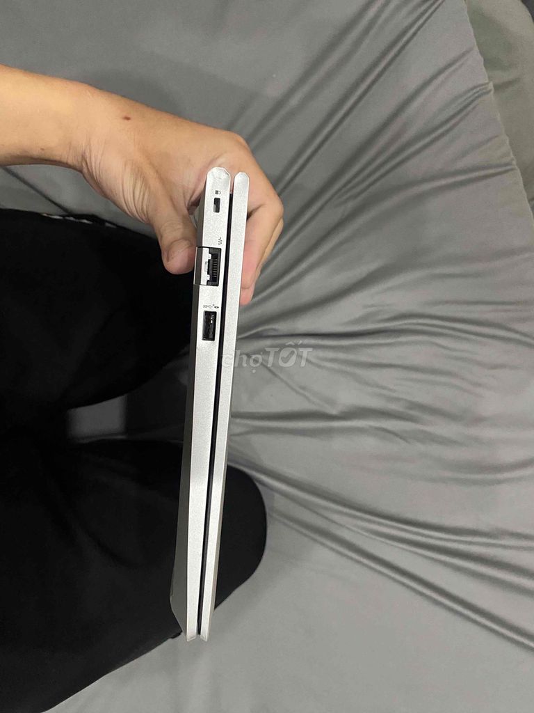 laptop văn phòng chơi game nhẹ. Mua bán Laptop tại Thành phố Thủ Đức Tp Hồ Chí Minh được đăng bởi kunn hình 4