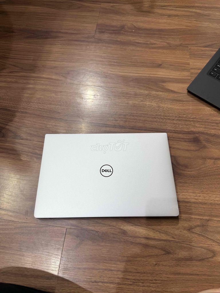 Cần bán nhanh dell xps 9370 i7