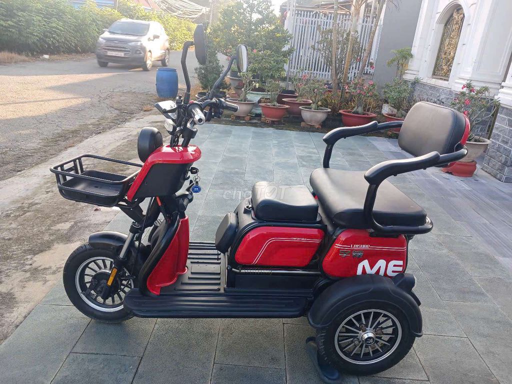 Xe điện 3 bánh còn mới 98%. Mua bán Xe điện tại Thị xã Bến Cát Bình Dương được đăng bởi pham the cao hình 3
