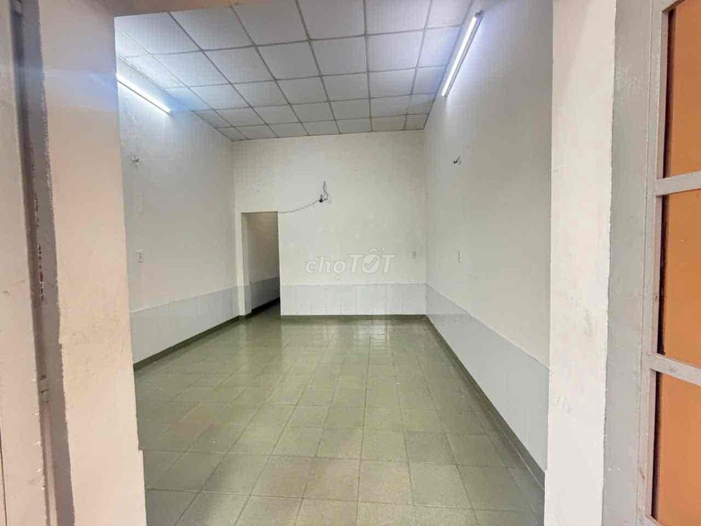 Nhà Nguyên Căn 80m2 2p ngủ - Đường Đỗ Xuân Hợp - PL B - ảnh 3