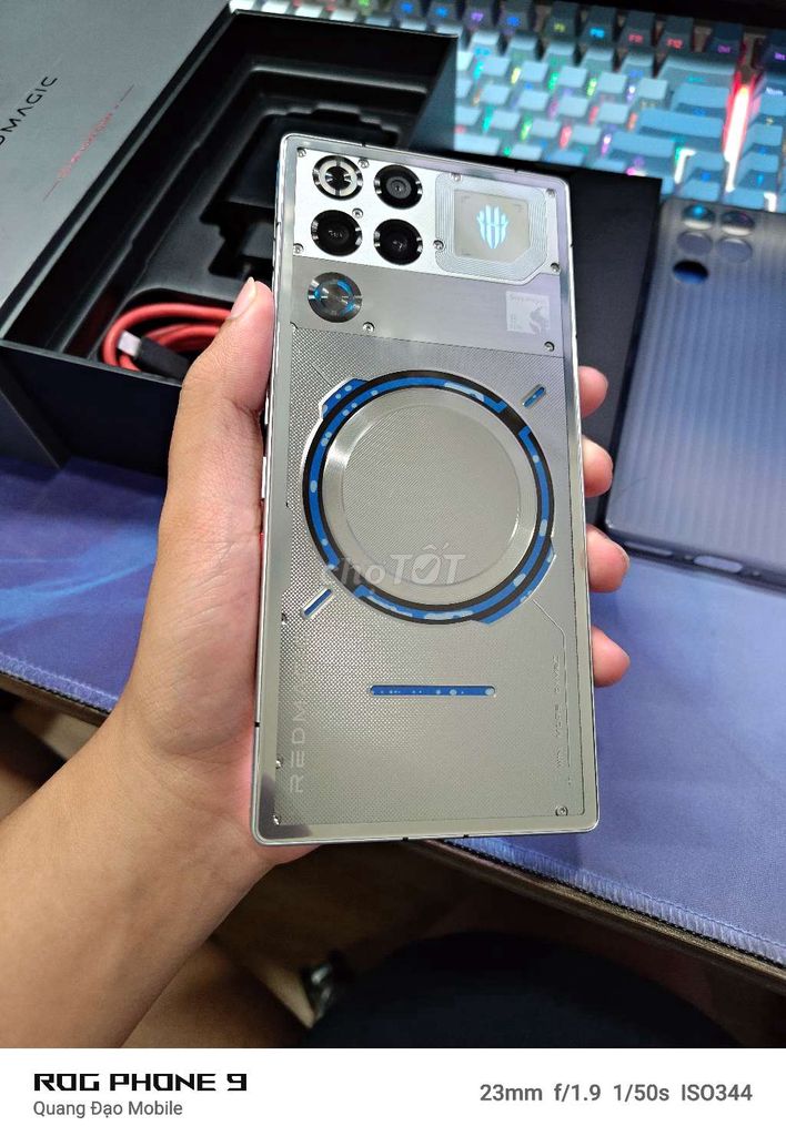 Redmagic 11Pro 16-512 BH tháng 1/2027 imei (82063). Mua bán Điện thoại tại Quận Hà Đông Hà Nội được đăng bởi Đạo Nguyễn hình 1