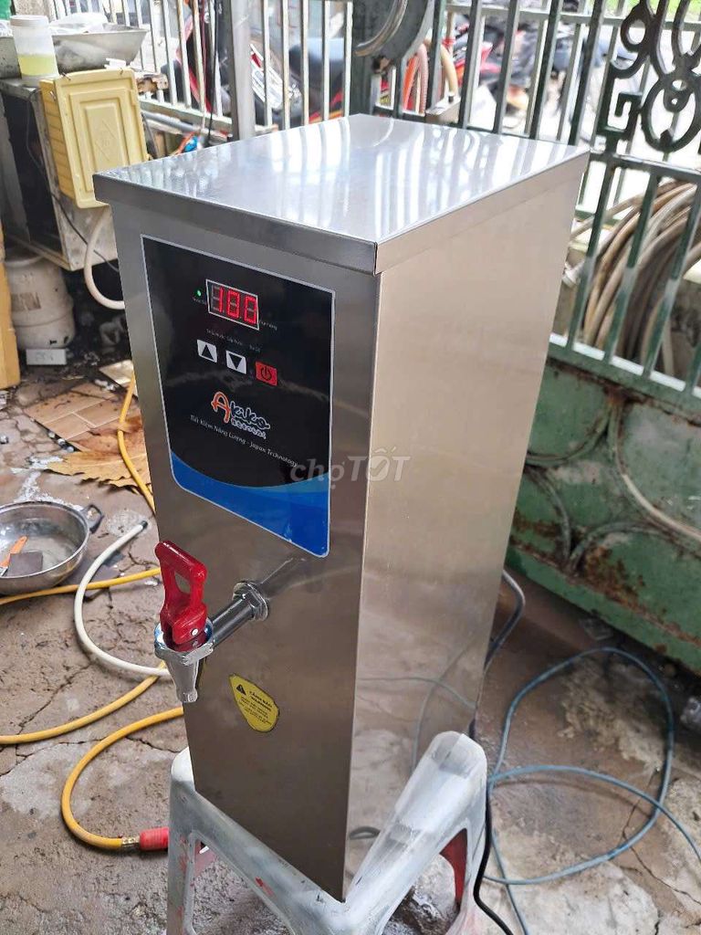 Máy nước nóg 100c 10l. Mua bán Máy lạnh, điều hoà tại Quận Ninh Kiều Cần Thơ được đăng bởi ĐIỆN LẠNH HOÀNG KHẢI hình 2