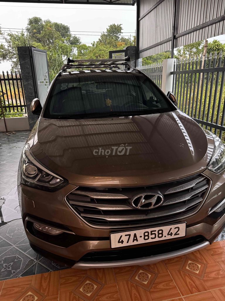 Hyundai Santa Fe 2016 2.2 AT 2WD - 145000 km. Mua bán Ô tô tại Huyện Ea Kar Đắk Lắk được đăng bởi Phạm Văn Tâm hình 5