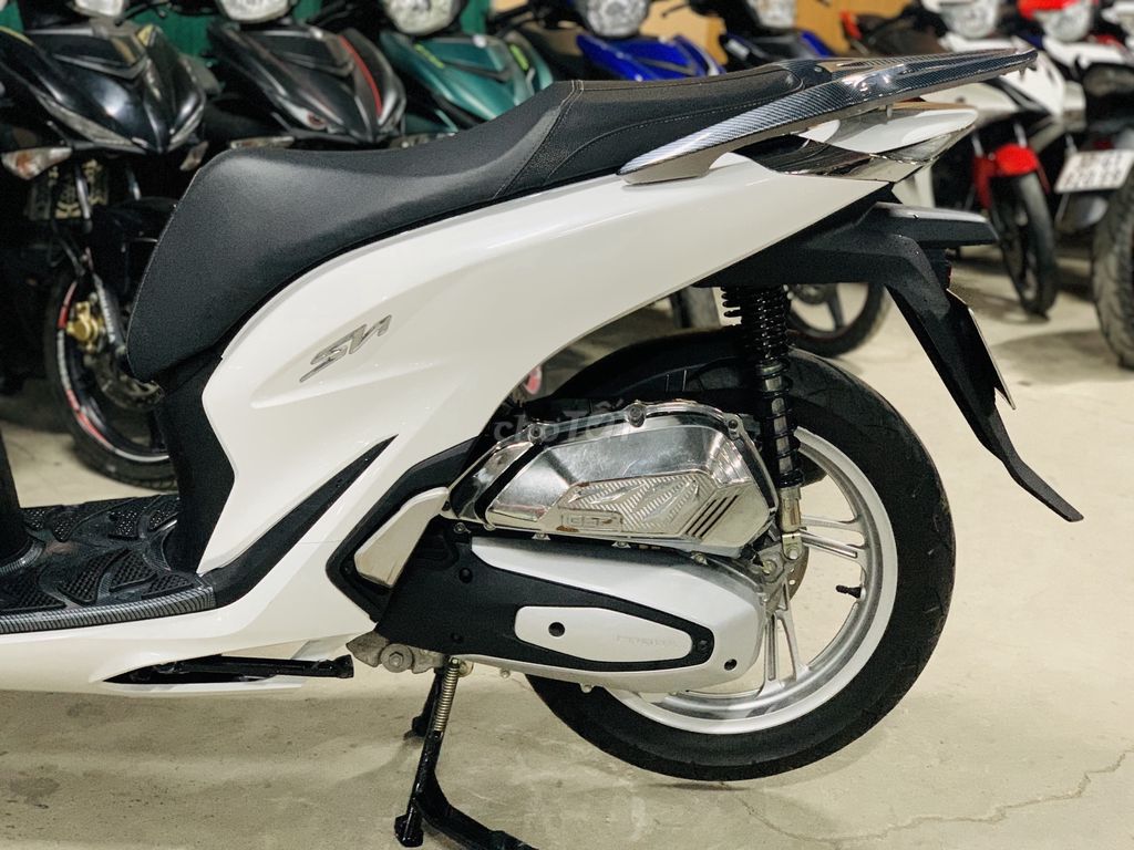 XE MÁY THANH TUNG-HONDA SH 125 GÓP 5 TRIỆU CÓ XE. Mua bán Xe máy tại Quận Nam Từ Liêm Hà Nội được đăng bởi THANH TÙNG hình 6