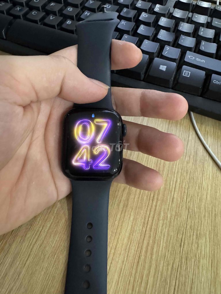 Cần bán apple watch s7 41mm GPS hàng VNA