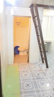 Cho thuê phòng 30 mét vuông có gác lửng đường Cộng Hòa phường Tân Bình