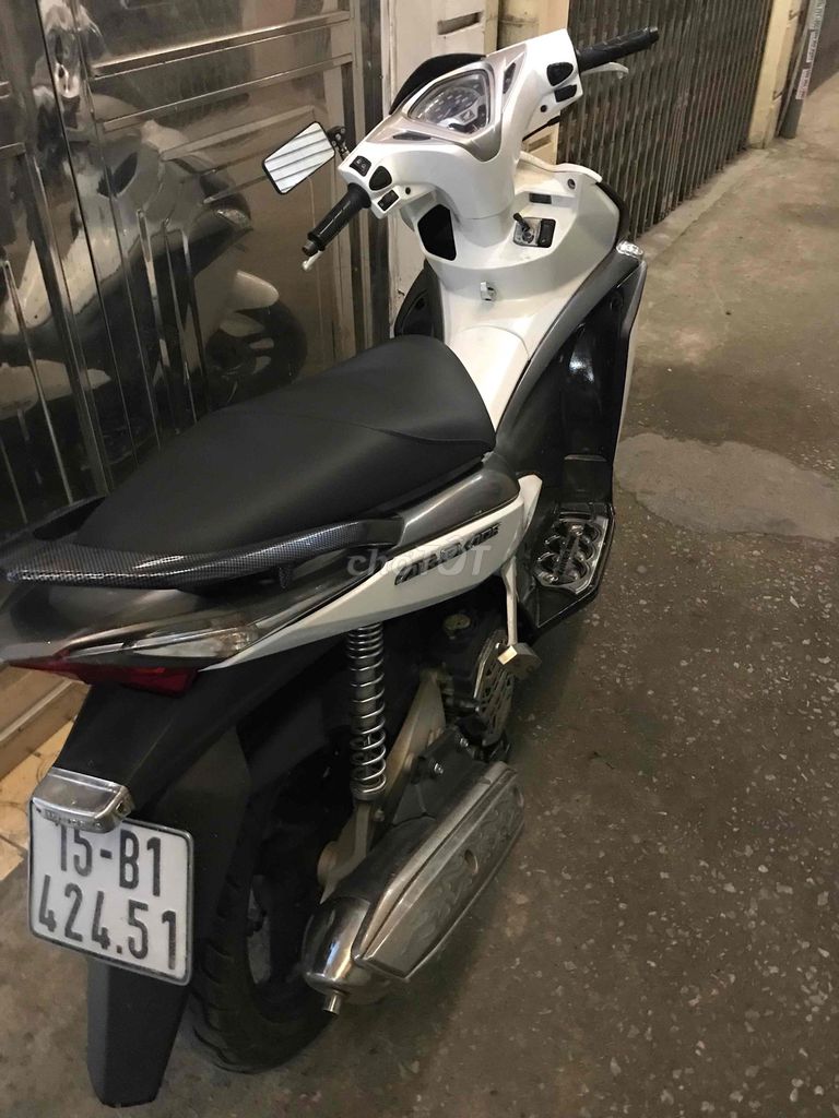 xe máy zin chất. Mua bán Xe máy tại Quận Ngô Quyền Hải Phòng được đăng bởi Lê chiêm hình 2