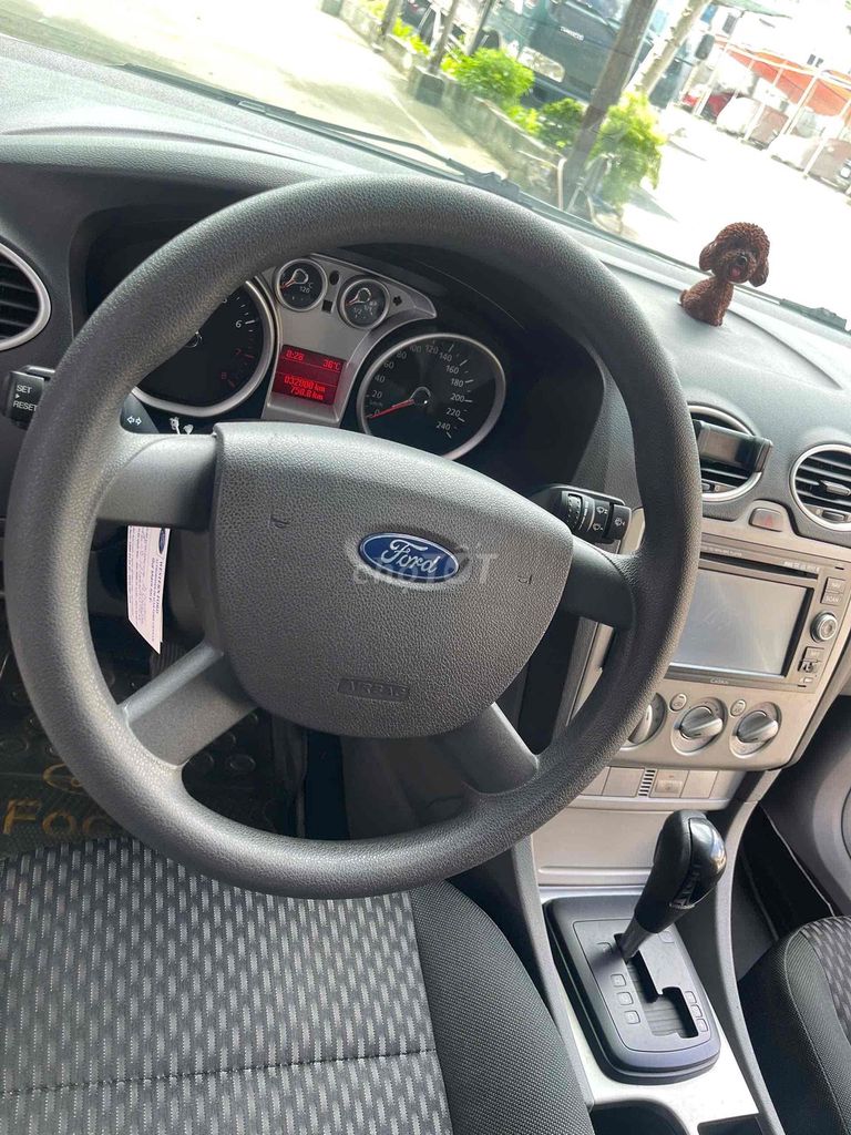 Ford Focus 2011 1.8 AT - 34000km Xe Chất Chuẩn Km. Mua bán Ô tô tại Quận 8 Tp Hồ Chí Minh được đăng bởi Thành Danh hình 7