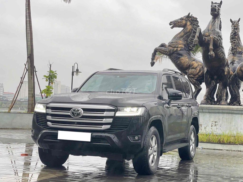 LC300 3.5 Turbo sx 2021 màu đen siêu hiếm. Mua bán Ô tô tại Quận Cầu Giấy Hà Nội được đăng bởi Cao Quý hình 2