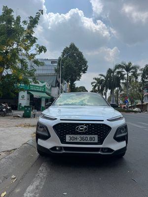 Hyundai Kona Trắng 5 chỗ