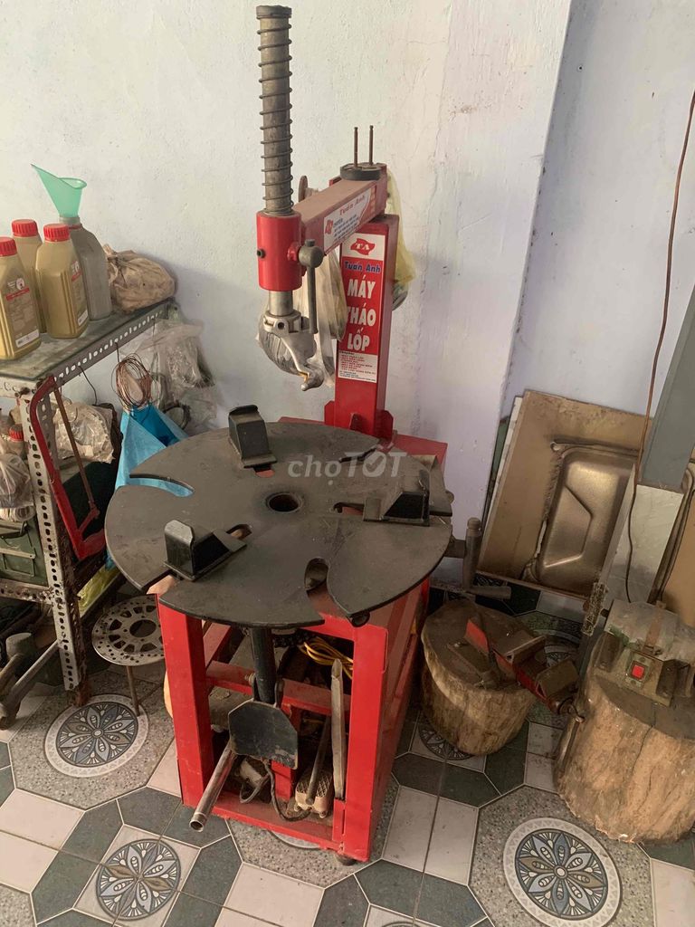 Máy tháo lốp Tuấn Anh Đỏ. Mua bán Đồ chuyên dụng, Giống nuôi trồng tại Thành phố Thủ Dầu Một Bình Dương được đăng bởi Le Luong hình 1