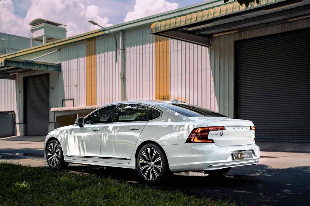 Volvo S90 2022 LWB Ultimate B6 AWD - Bank 90%. Mua bán Ô tô tại Quận 7 Tp Hồ Chí Minh được đăng bởi PHÁT ĐẠT LUXURY CAR hình 9