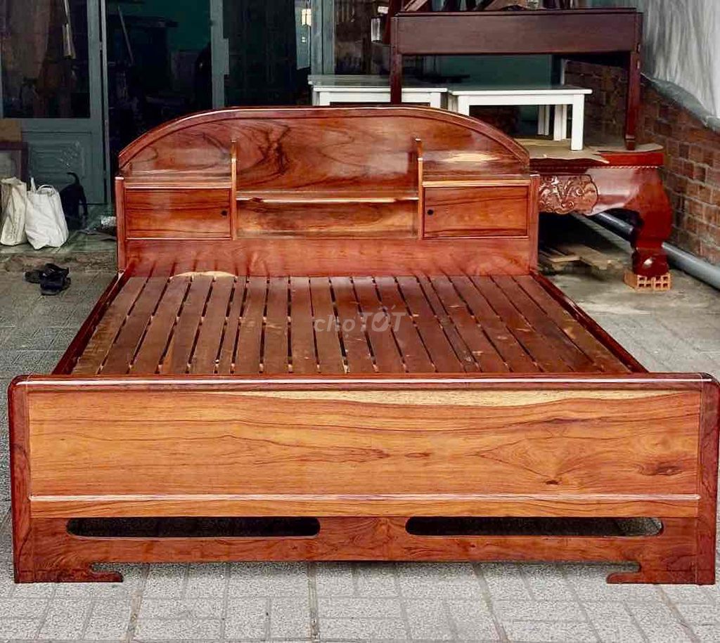Giường gỗ cẩm 1m6x2m2 đã sử dụng. Mua bán Giường, chăn ga gối nệm tại Thành phố Tây Ninh Tây Ninh được đăng bởi Ngân Gỗ Tây Ninh hình 1