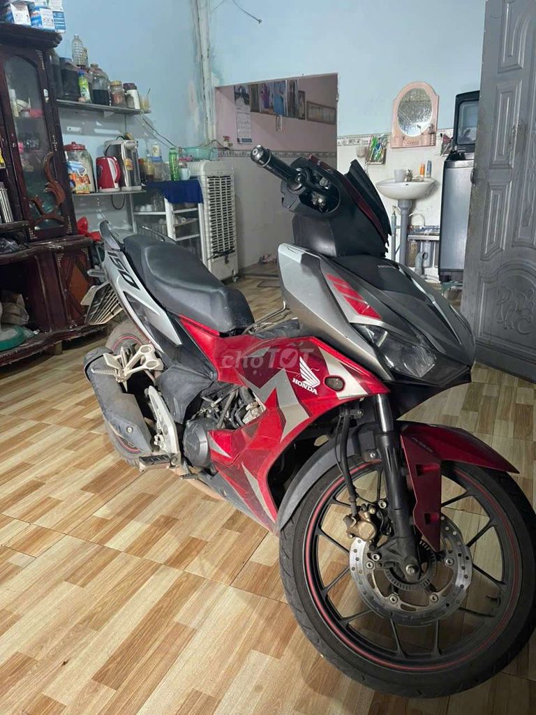 Xe không dùng cần bán. Mua bán Xe máy tại Huyện Thống Nhất Đồng Nai được đăng bởi Du hình 2