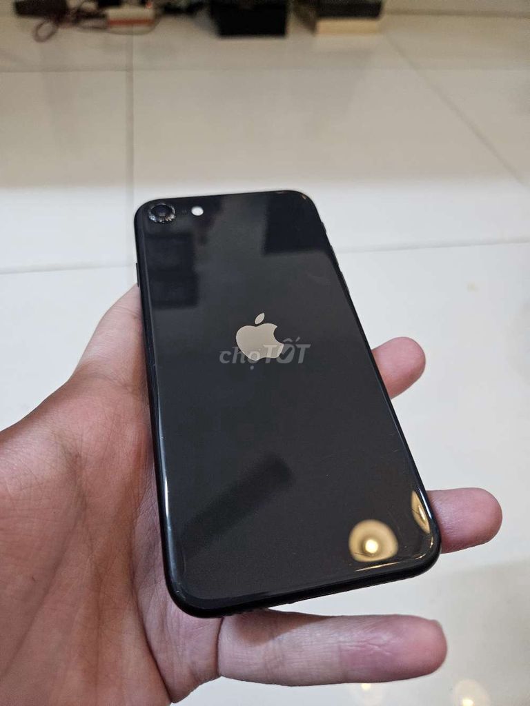 iPhone SE 2020 256GB. Mua bán Điện thoại tại Thành phố Biên Hòa Đồng Nai được đăng bởi Anh Quân Lê hình 1