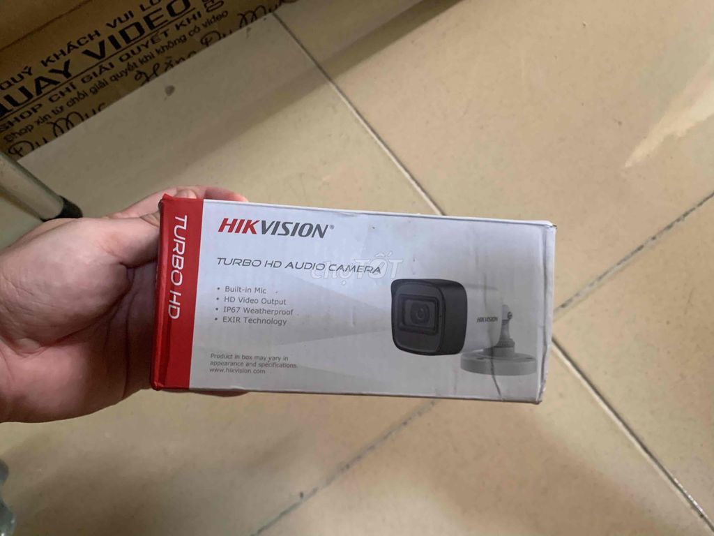 Camera thân HIKVISION đpg 2MP hồng ngoại mới 98%