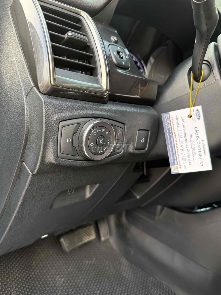Ford Ranger Wildtrak 2019 AT 4X4 42.000km Bạc. Mua bán Ô tô tại Huyện Đức Linh Bình Thuận được đăng bởi Nguyễn hoàng Lâm hình 8