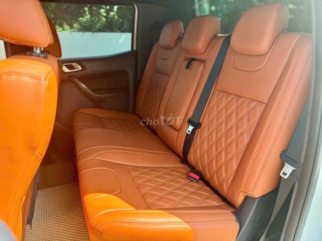 Ford Ranger  Wildtrak 3.2 4x4 AT 2016. Mua bán Ô tô tại Quận Long Biên Hà Nội được đăng bởi Tạ Dũng hình 7