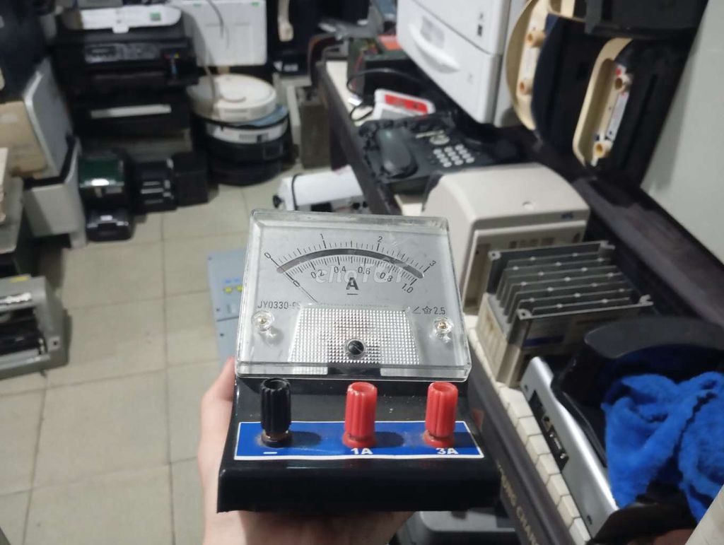 Đồng hồ đo điện JY0330-03 màu đen, trong suốt. Mua bán Đồ chuyên dụng, Giống nuôi trồng tại Quận Gò Vấp Tp Hồ Chí Minh được đăng bởi van nk4 hình 1