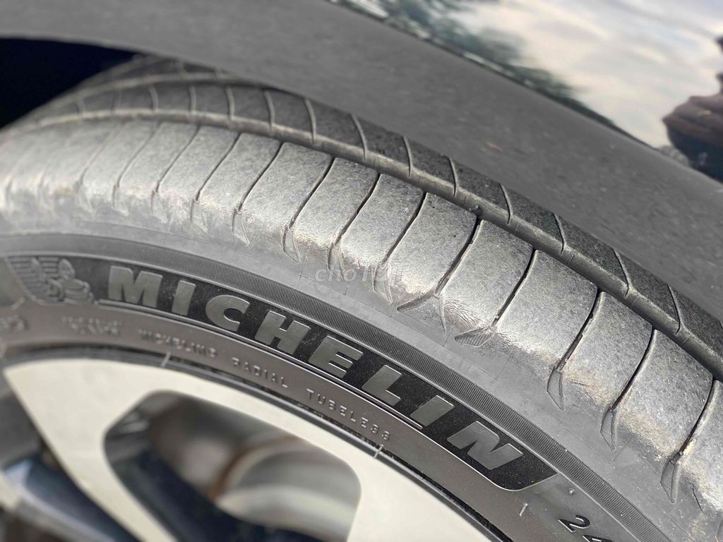 VinFast Lux A2.0 2021 Plus 2.0 AT - 79000 km. Mua bán Ô tô tại Quận Thanh Xuân Hà Nội được đăng bởi ĐÀM HÙNG CAR  hình 8