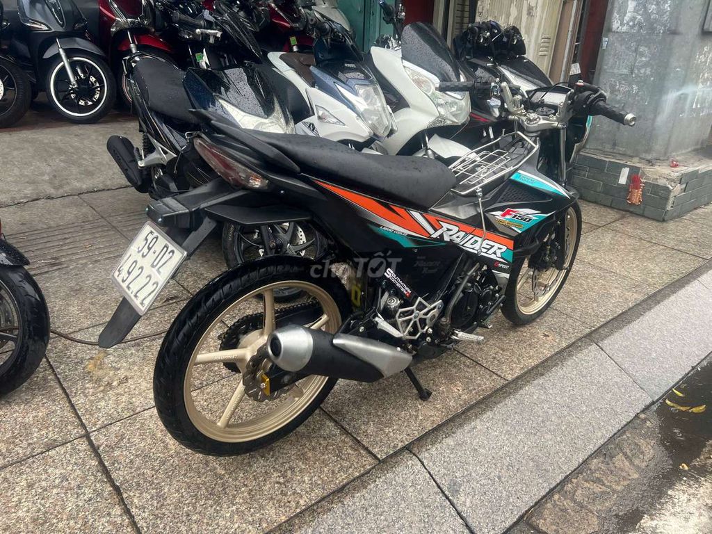 Suzuki raider 2020 mới 90% biển số thành phố. Mua bán Xe máy tại Quận Tân Phú Tp Hồ Chí Minh được đăng bởi Tuanduy hình 6