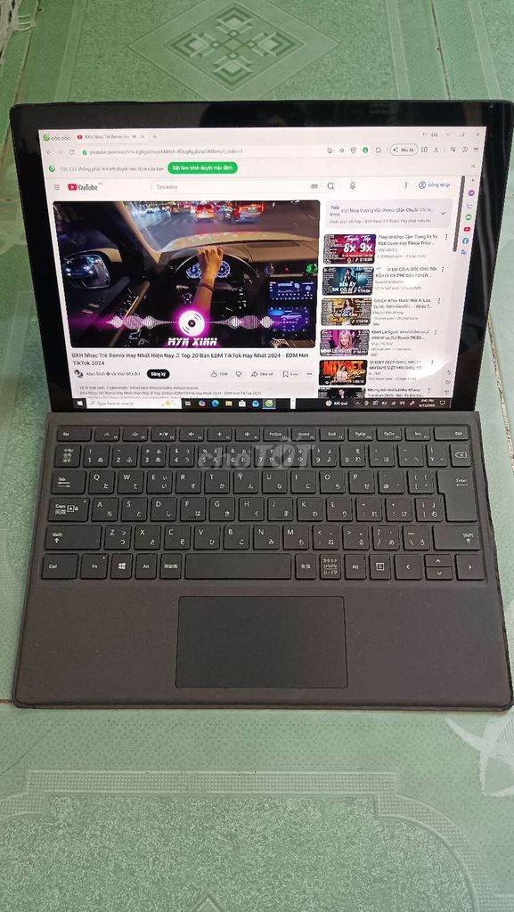 Surface Pro 6 i5-8350U .Ram 8GB/256GB Đen. Mua bán Laptop tại Quận Bình Tân Tp Hồ Chí Minh được đăng bởi Minh hình 1