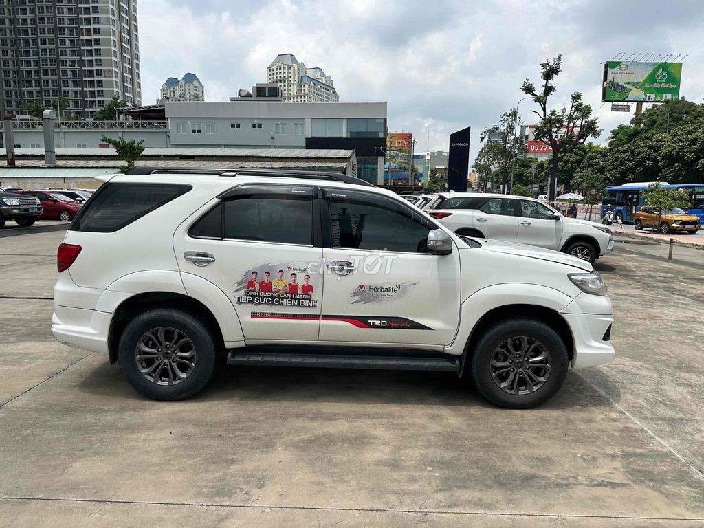Toyota Fortuner 2019 2.7V 4x2 AT - 7c tự động HANG. Mua bán Ô tô tại Quận Bình Thạnh Tp Hồ Chí Minh được đăng bởi TOYOTA TÂN CẢNG hình 2