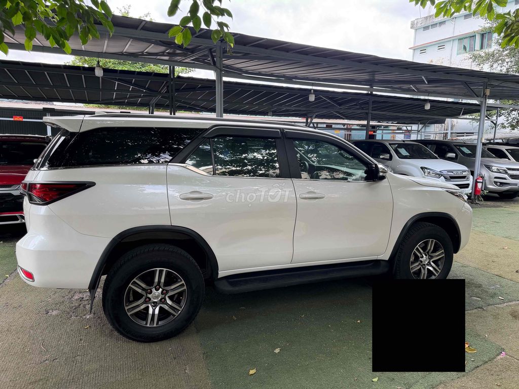 Toyota Fortuner 2017 photo 4